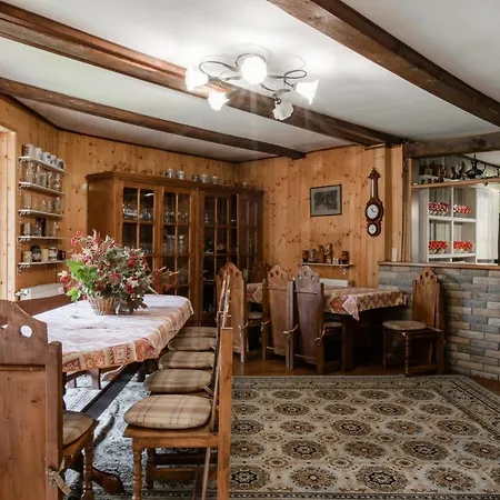 маєток ліс і гори * Boekovel