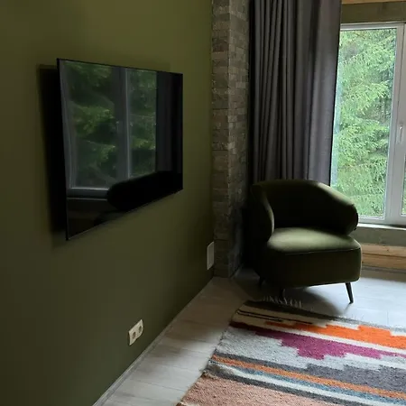 маєток ліс і гори